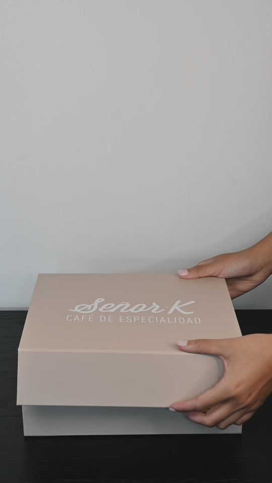 Gift Box Señor K: Termo, Café Liofilizado y Chocolate